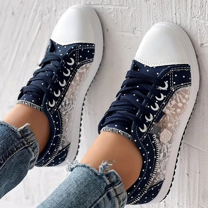 Adelaide | Sneakers med blondedetaljer