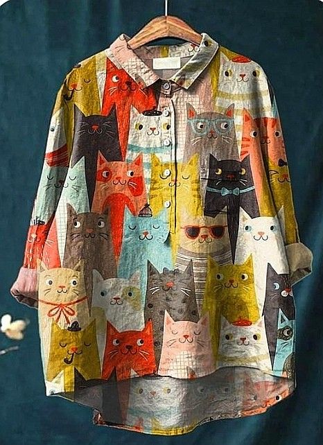 Milo | Casual bluse med kunstnerisk katteprint