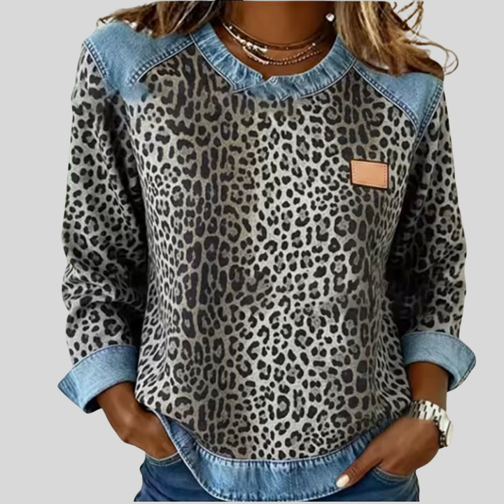 Hollyn™ | Sweater med leopardmønster og denimkrave