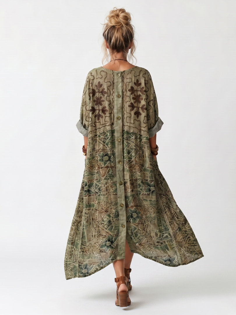 Aleta | Broderet oversize midikjole med knaplukning og lommer