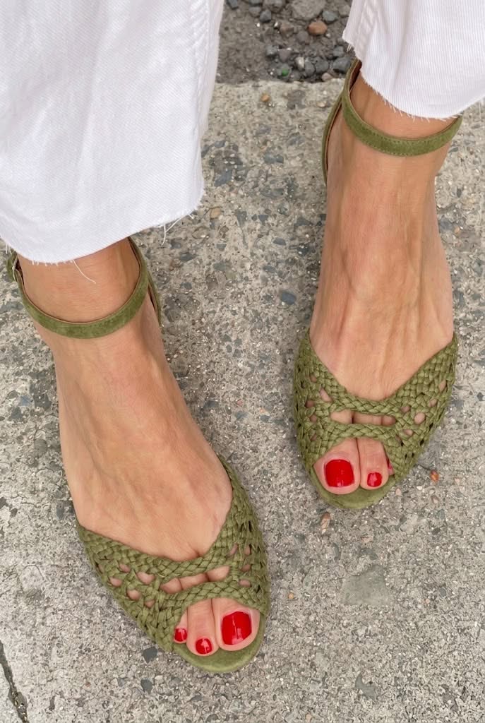 Sandaler med ankelrem