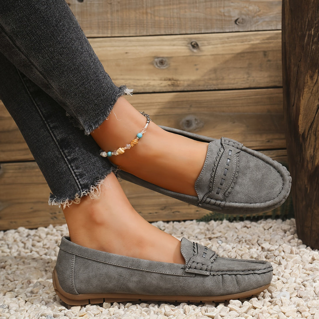 Leonie | Ruskindsloafers med bølgekant