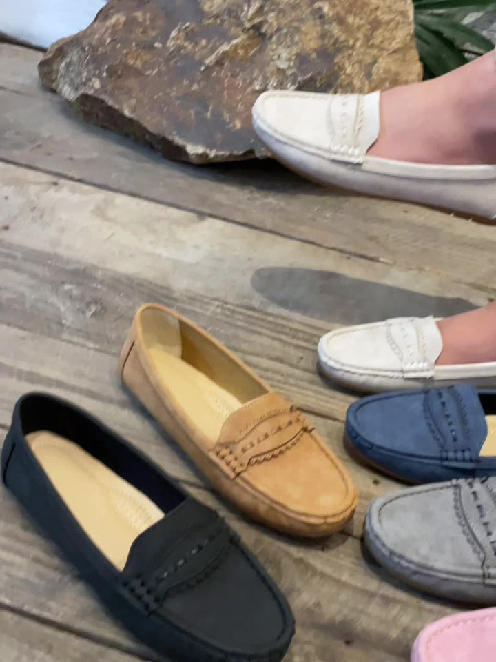 Leonie | Ruskindsloafers med bølgekant
