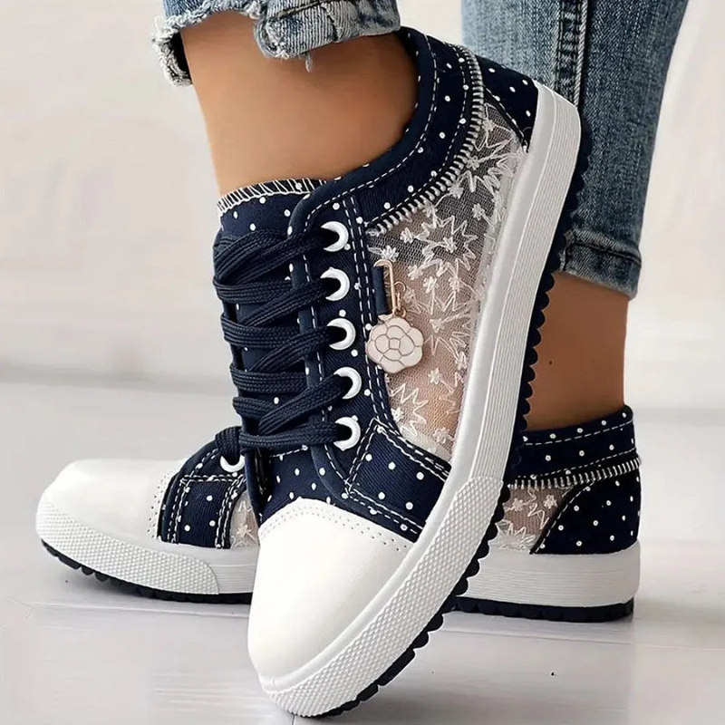 Adelaide | Sneakers med blondedetaljer