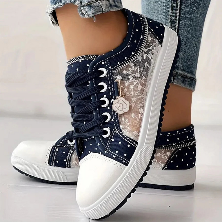 Adelaide | Sneakers med blondedetaljer