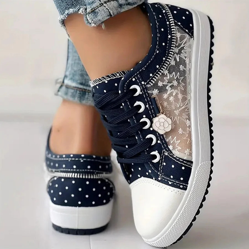 Adelaide | Sneakers med blondedetaljer