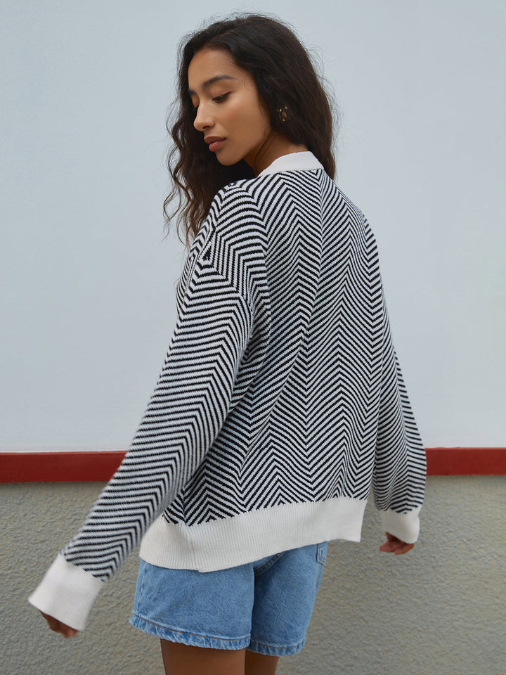 Chevron-cardigan med kontrastknapper