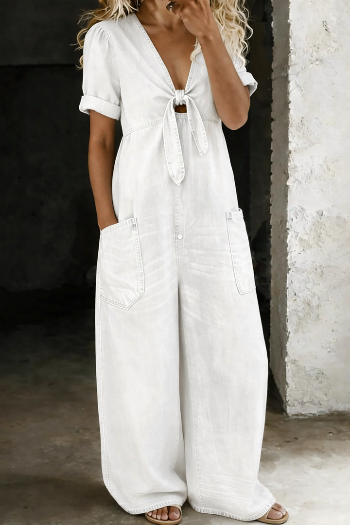 Maya | Kortærmet jumpsuit med V-hals