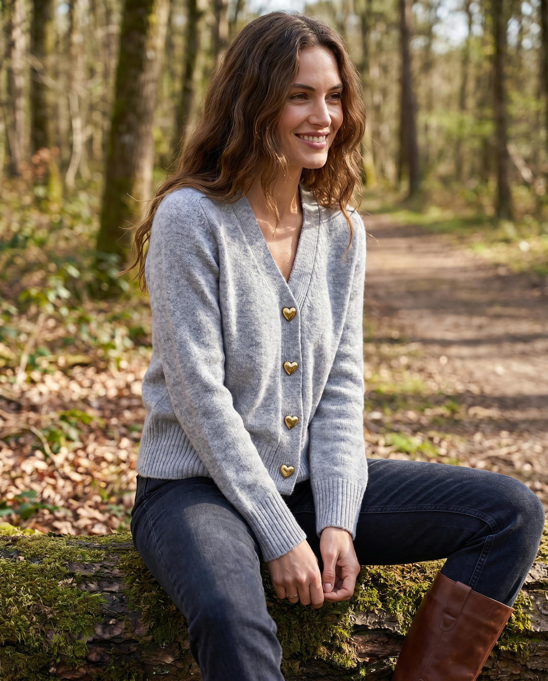 V-hals cardigan – Blød strik med knapper