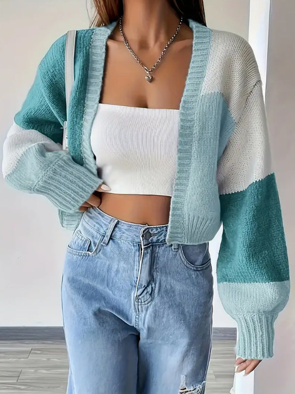 Kort colorblock-cardigan – Strikket cardigan med knapper