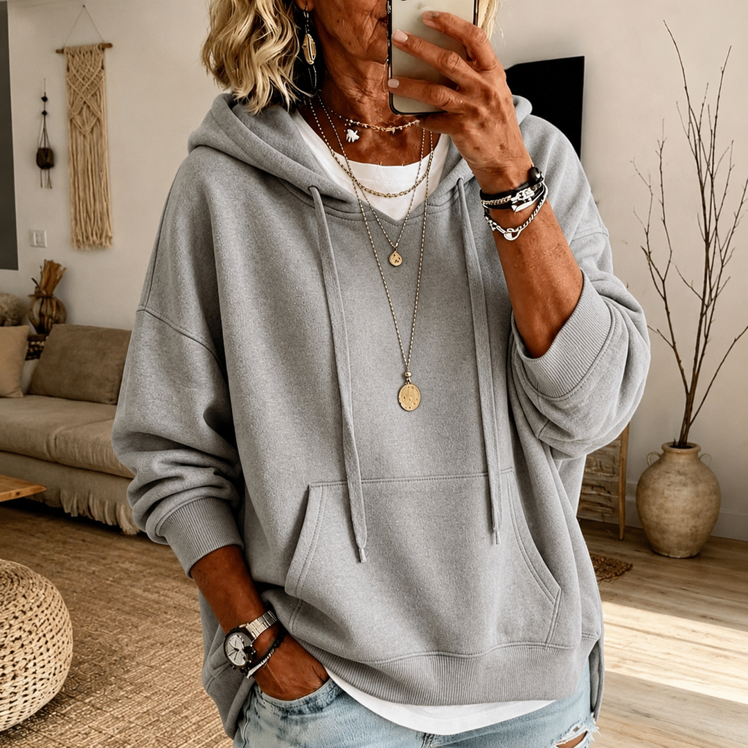 Élise | Oversized Striktrøje med Hætte i Lysegrå