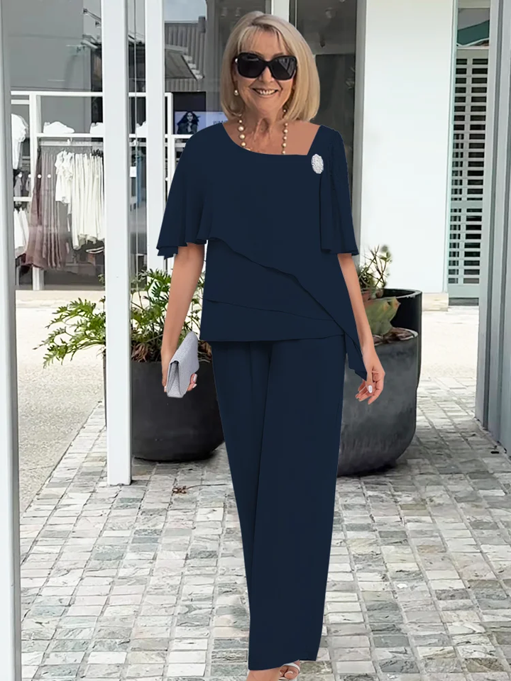 Ninon | Sæt med asymmetrisk lagdelt bluse og vide bukser