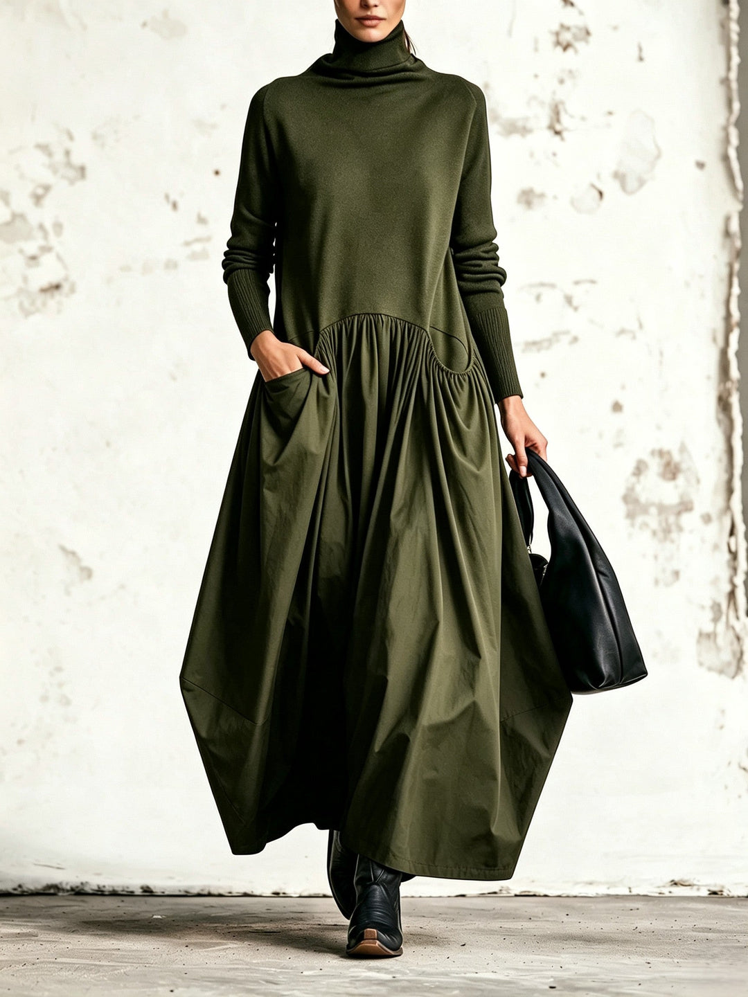 Odette | Sort oversized maxi-kjole med ståkrave