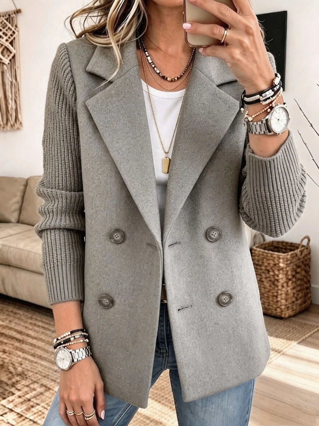 Clara – Blazer med strikærmer