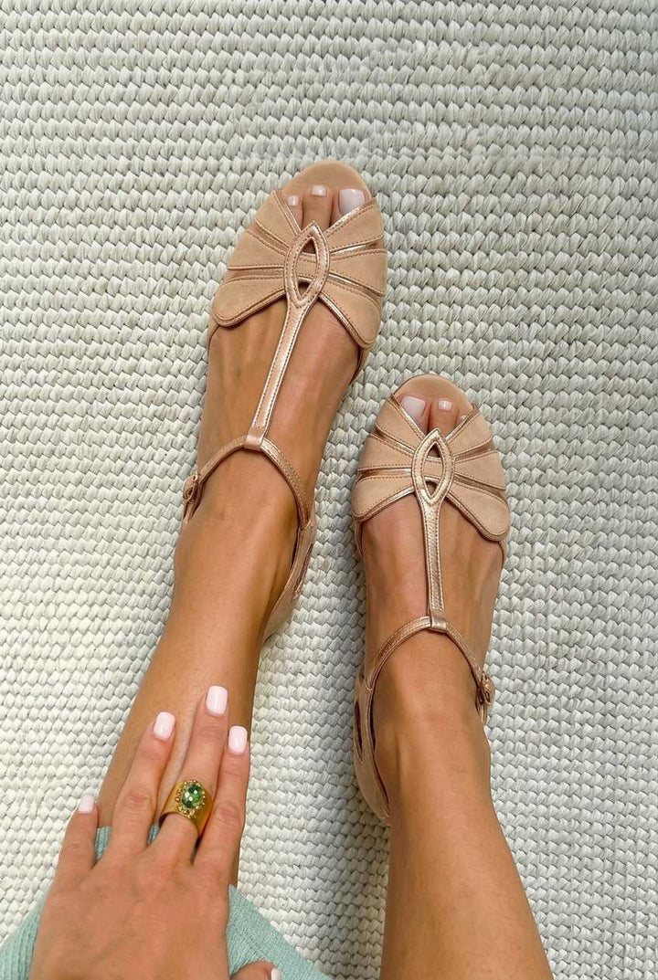 Retro peep toe-sandaler med T-rem
