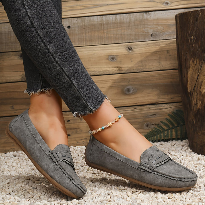 Leonie | Ruskindsloafers med bølgekant