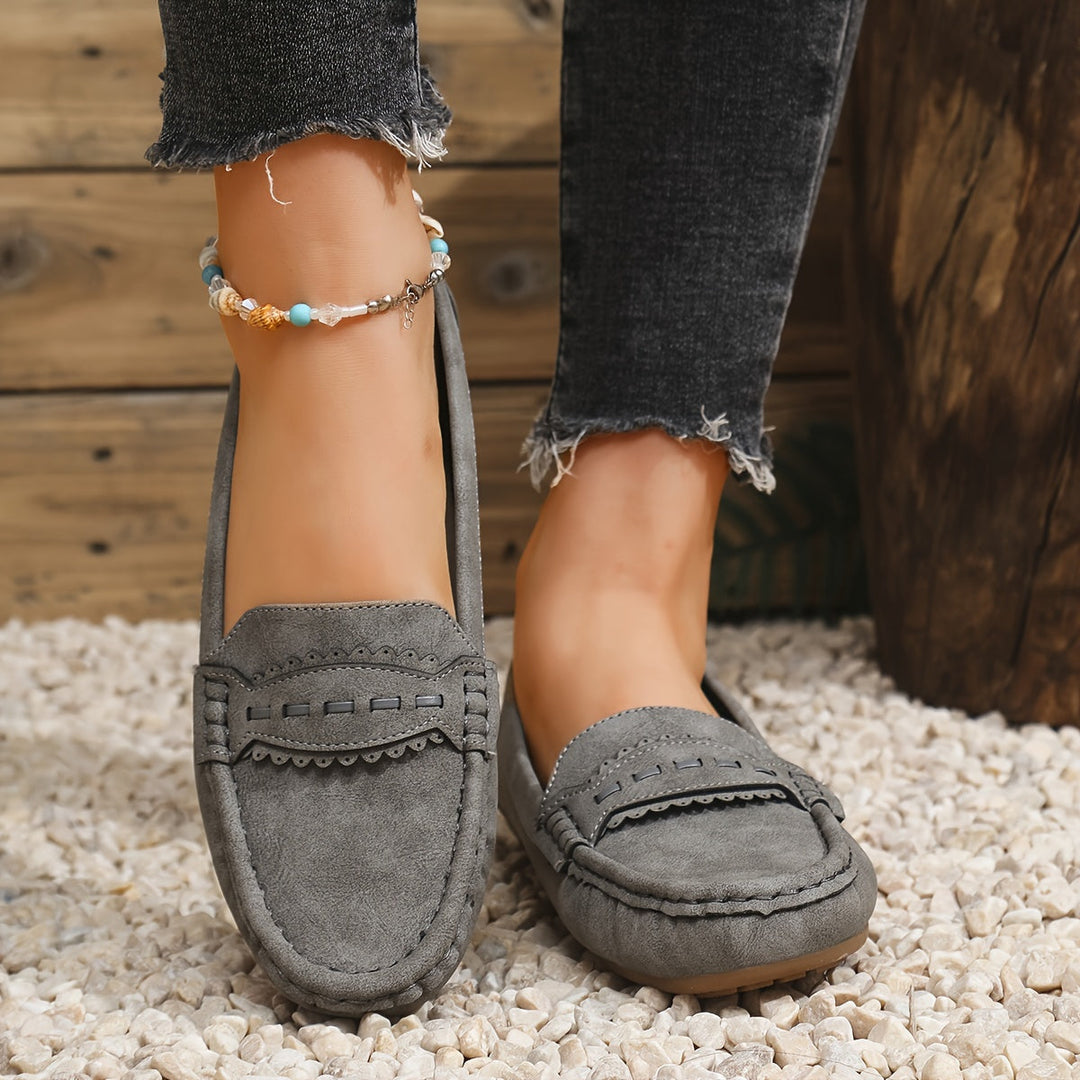 Leonie | Ruskindsloafers med bølgekant
