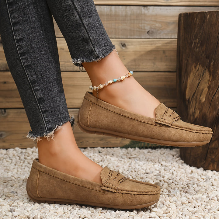 Leonie | Ruskindsloafers med bølgekant