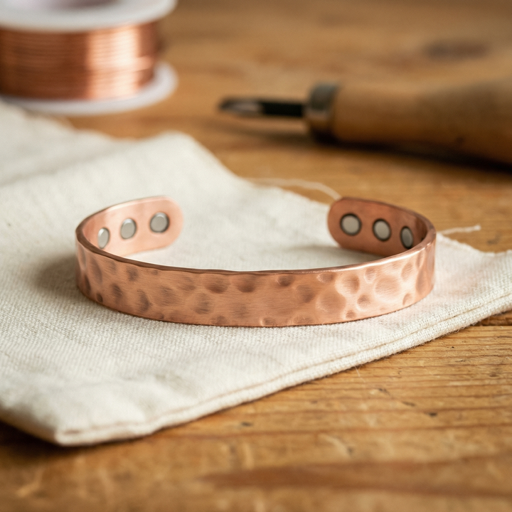 Kobberarmbånd "Lodestone"