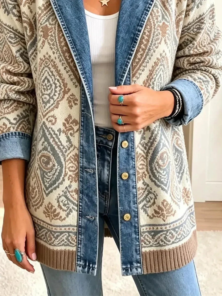 Amelia | Stilfuld retro denimjakke med etnisk patchwork