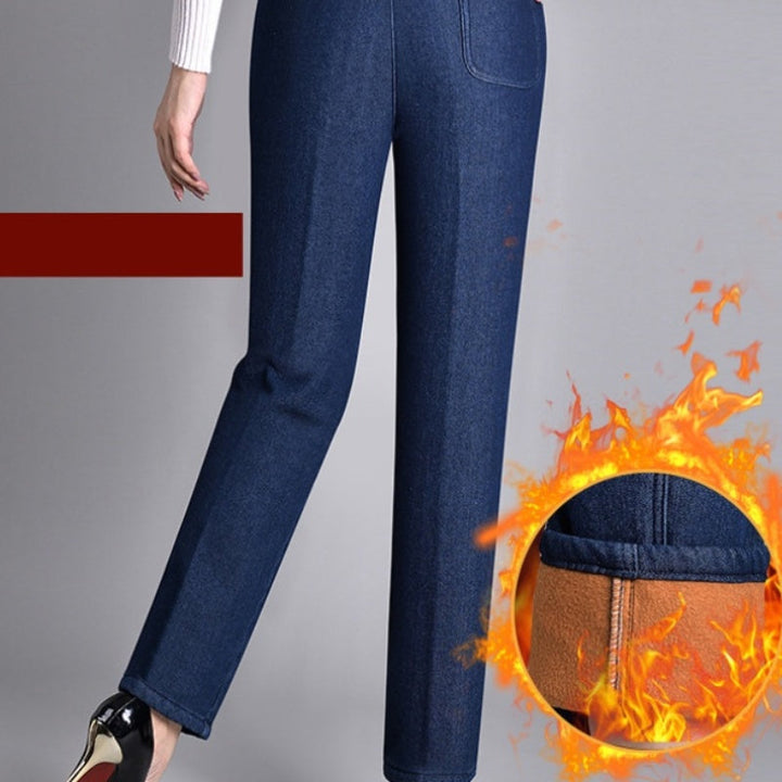 Adriana™ | Damejeans med sidelommer og elastisk talje