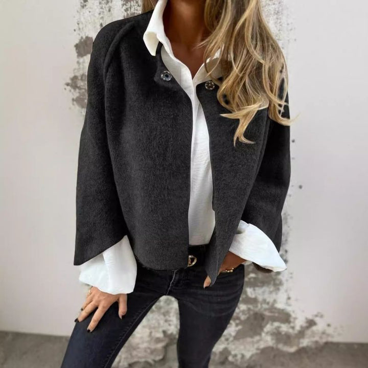Sofie – Kort jakke med blød varme