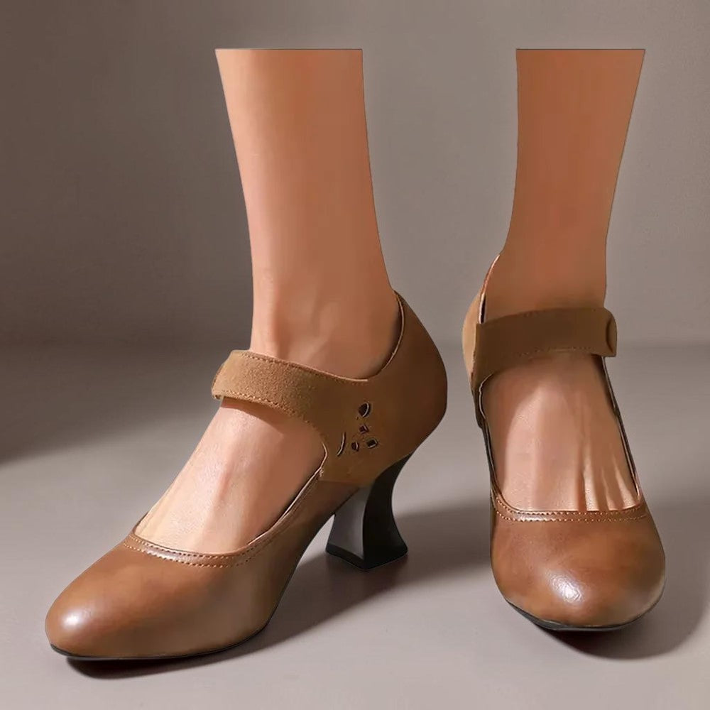 Bente | Elegante pumps med ankelrem og blokhæl