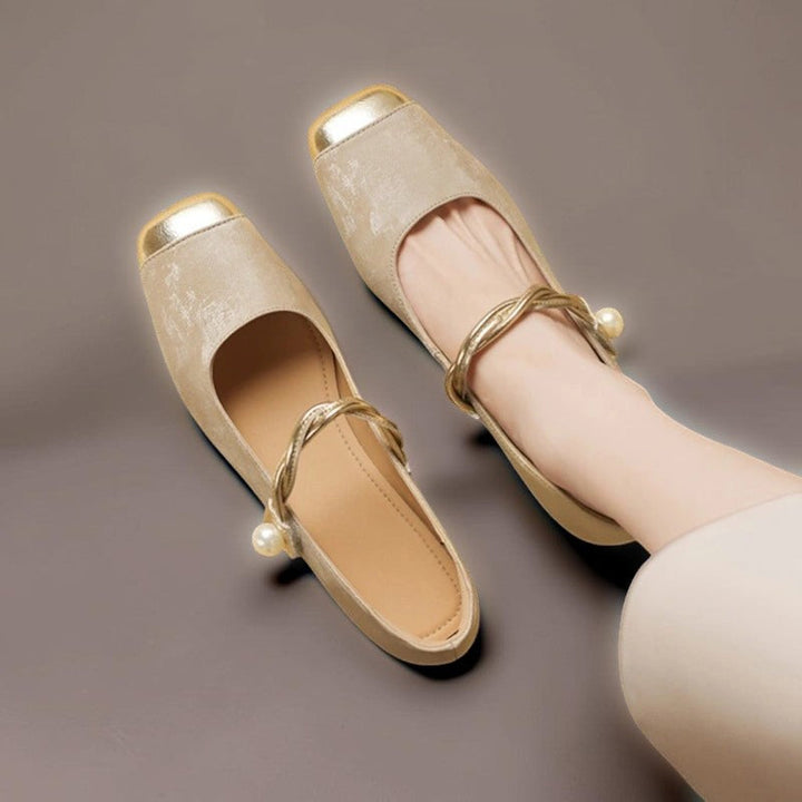 Tove | Elegante pumps med firkantet snude og perler