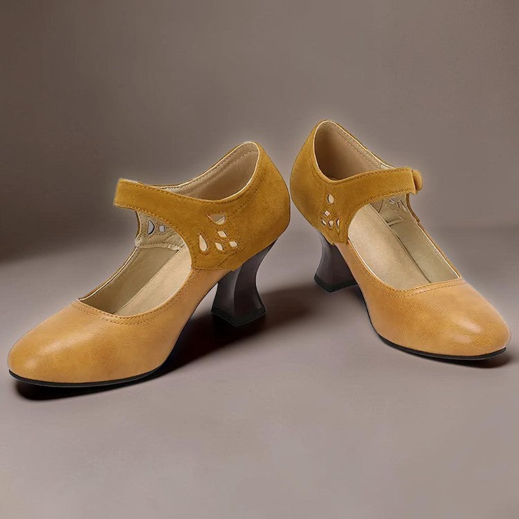 Bente | Elegante pumps med ankelrem og blokhæl