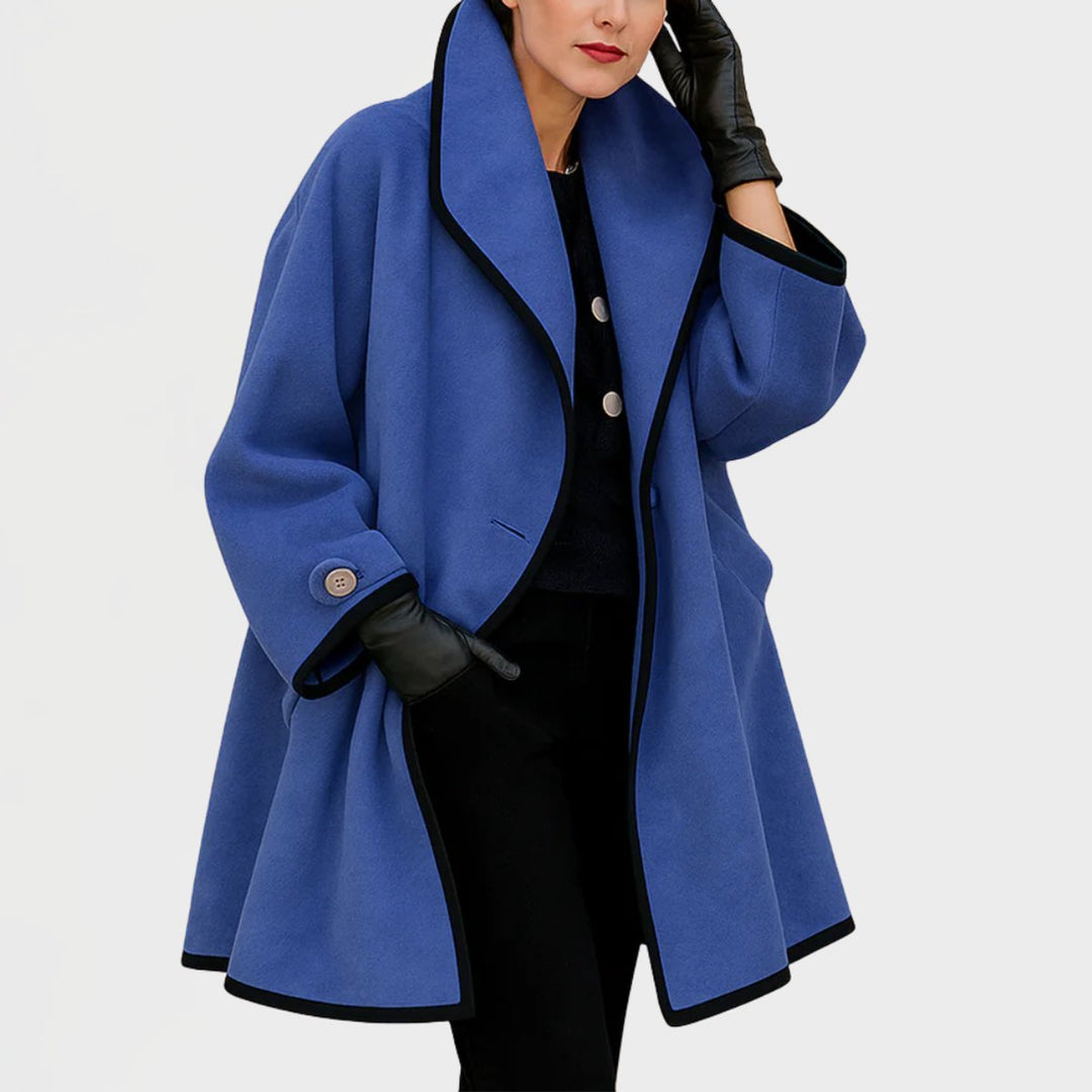 Georgiana – Oversized frakke med kontrastdetaljer