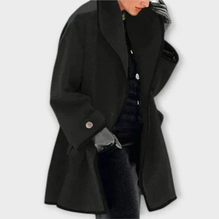 Georgiana – Oversized frakke med kontrastdetaljer
